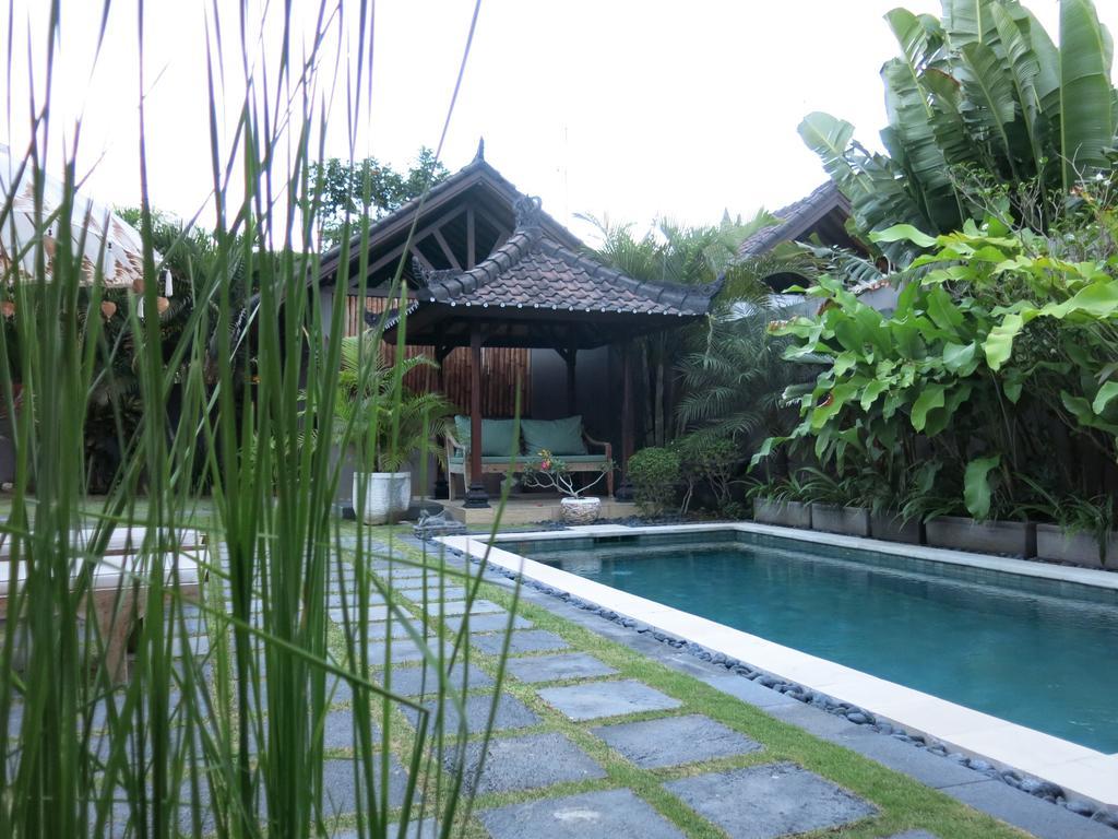 Villa Te Kawau Seminyak Chambre photo