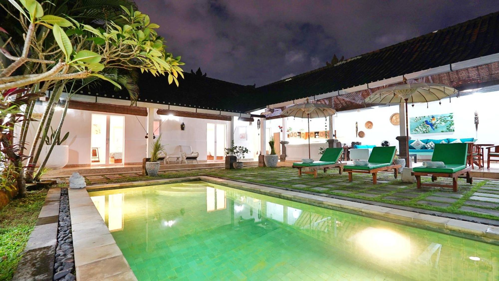 Villa Te Kawau Seminyak Extérieur photo